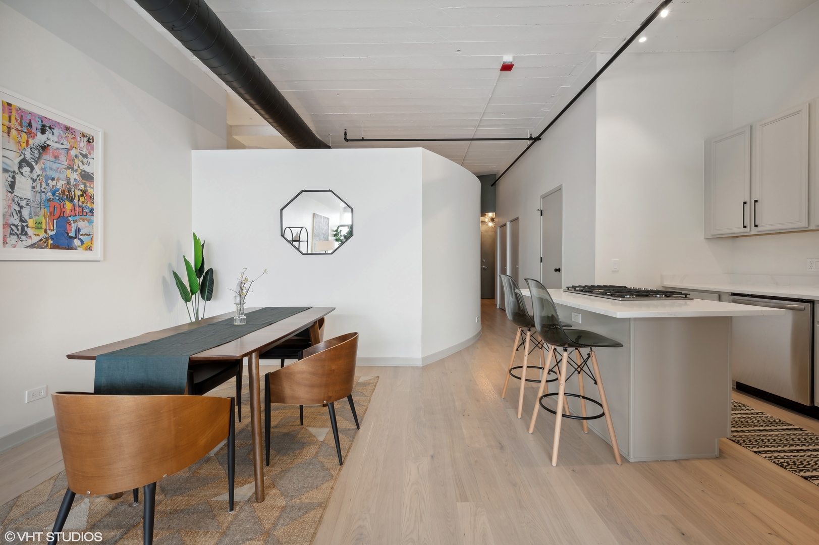 1530 South State Street, Unit 628 Chicago, IL 60605 - Photo 12 of 30 a workspace with furniture and wooden floor