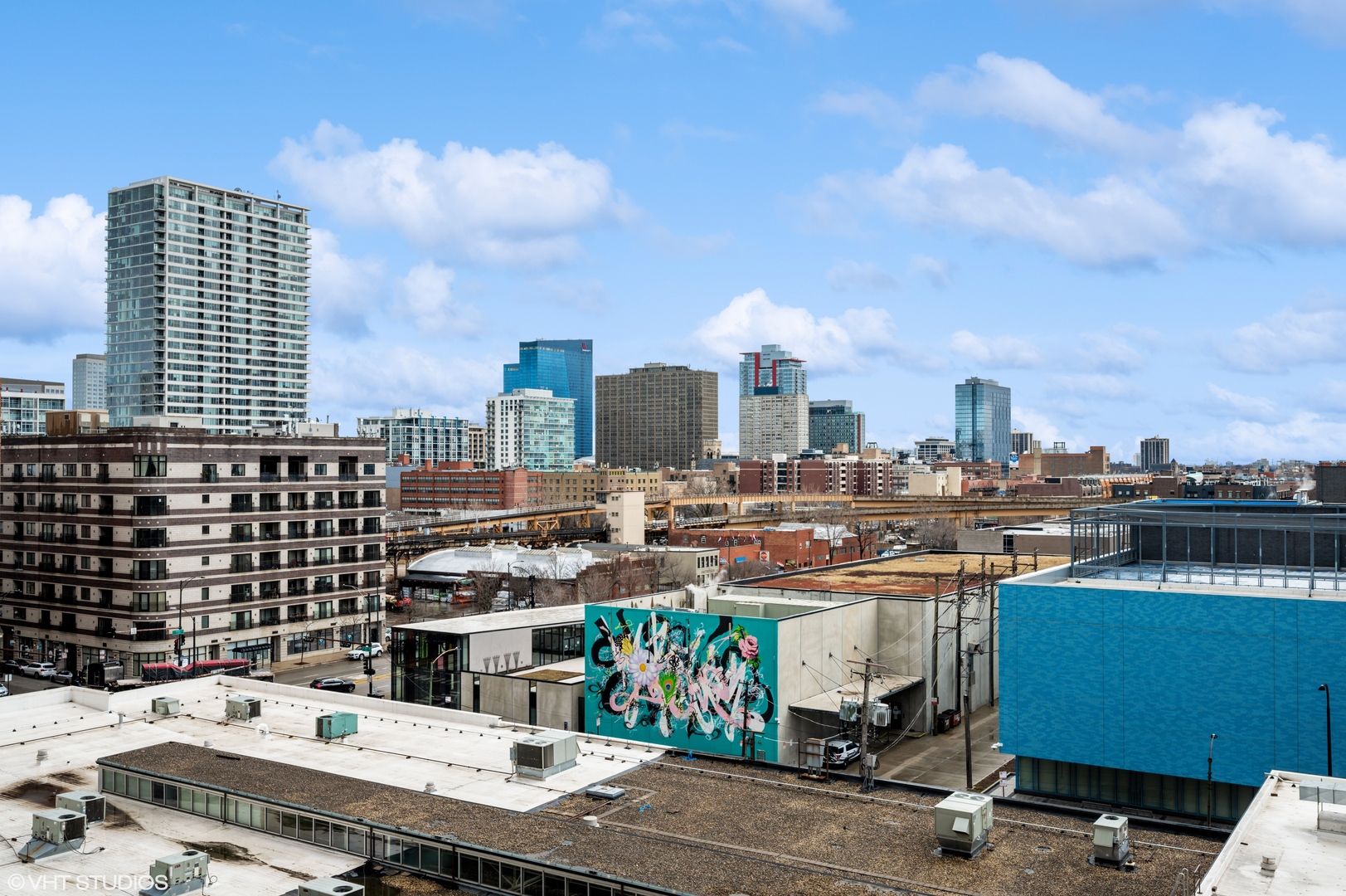 1530 South State Street, Unit 628 Chicago, IL 60605 - Photo 21 of 30 a view of a city