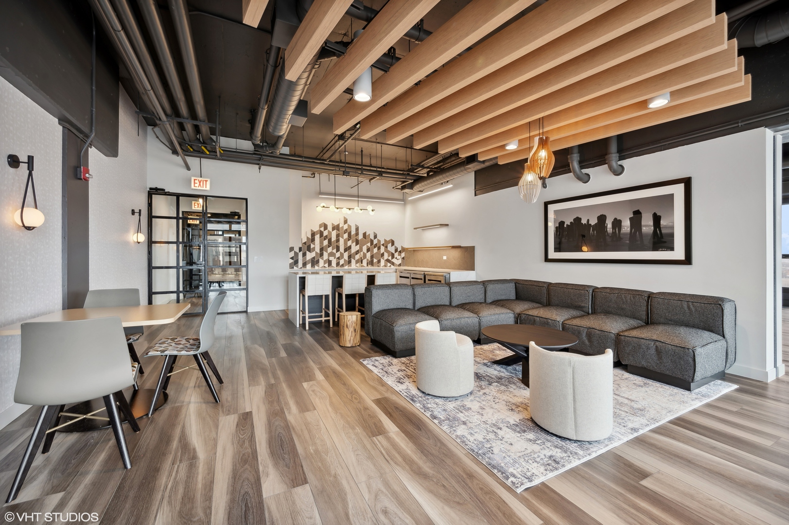 1530 South State Street, Unit 628 Chicago, IL 60605 - Photo 23 of 30 a dining room with furniture and wooden floor