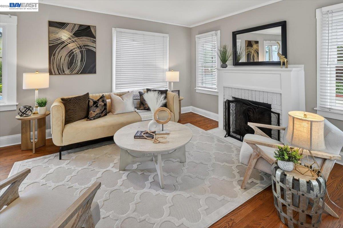 1175 Camelia Street Berkeley, CA 94702 - Photo 8 of 58