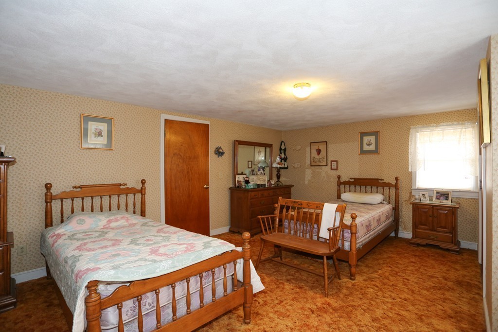 230 Kings Grant Road Marlborough, MA 01752 - Photo 18 of 20 Gallery Image 18