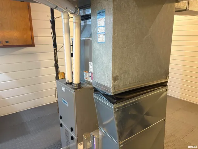 $115,000 | 504 Mulberry Street, Carterville, IL 62918