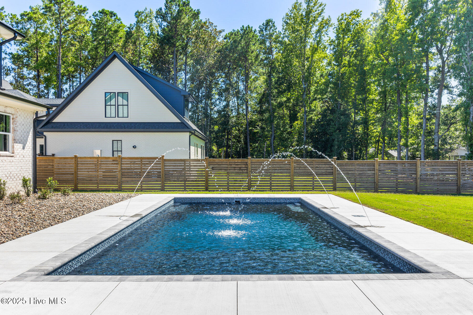 404 East Blackbeard Road Wilmington, NC 28409 - Photo 53 of 67 053_404_east_blackbeard_road-53_869