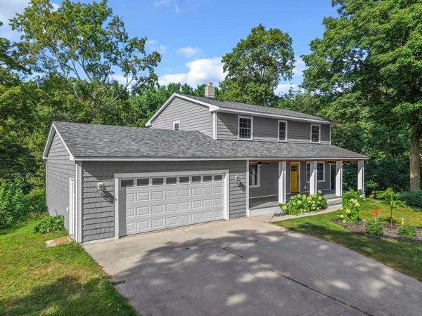 $579,900 | 7481 East Lincoln Road, Cedar, MI 49621