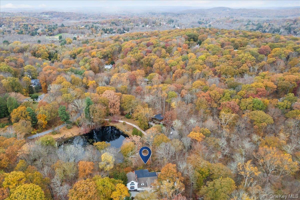 110 Oliver Road Bedford, NY 10506 - Photo 30 of 33 a view of city and mountain