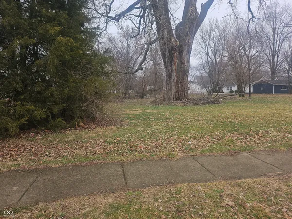 $60,000 | 218 Douglas Street, Greenfield, IN 46140