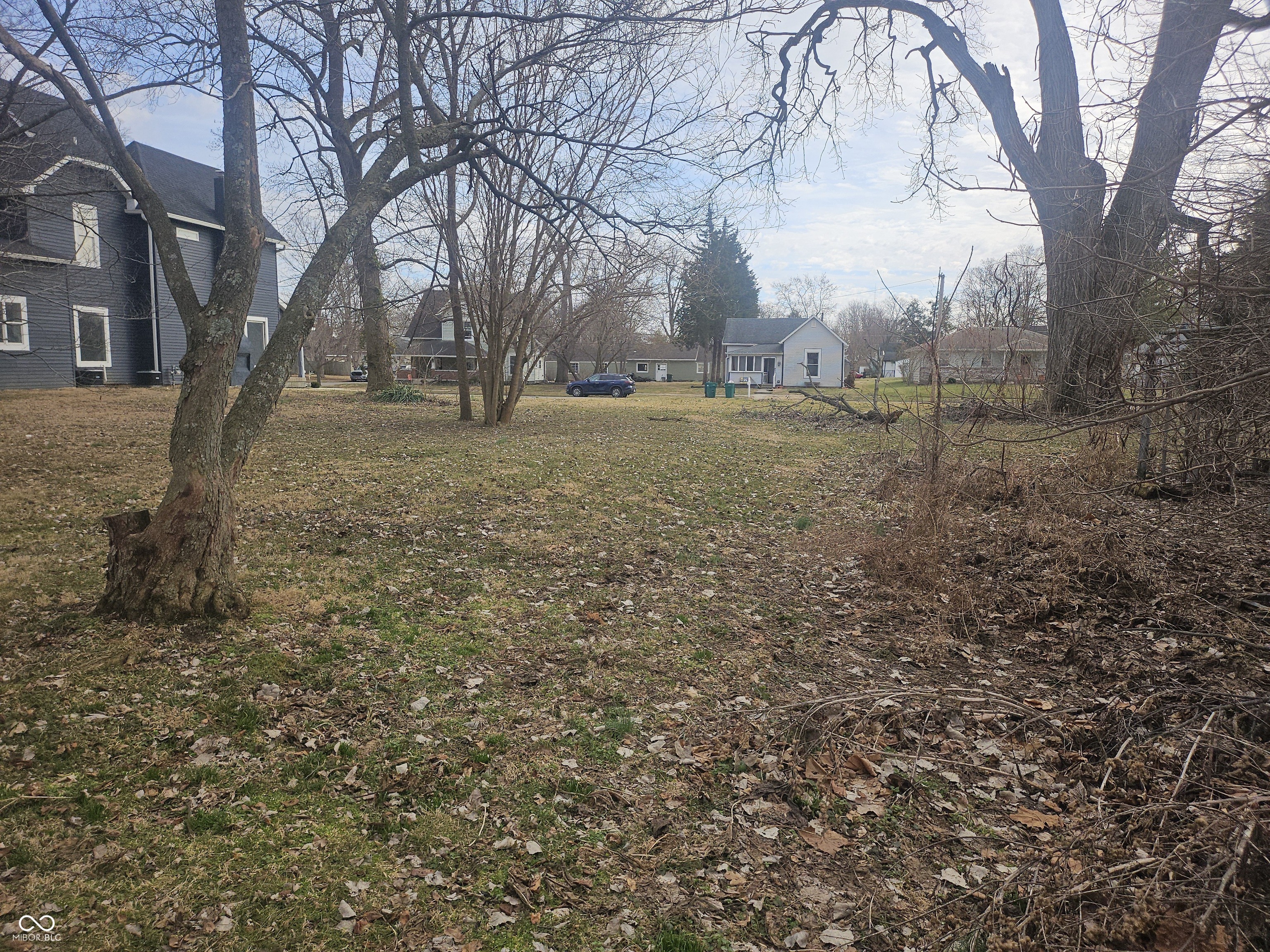 218 Douglas Street Greenfield, IN 46140 - Photo 2 of 4