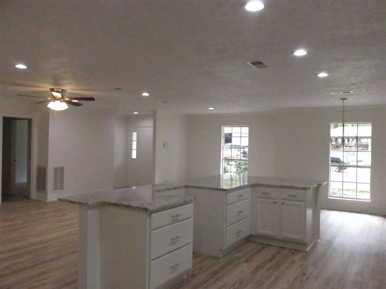 70 Summit Ridge Drive Brandon, MS 39042 - Photo 9 of 32 Photo 11