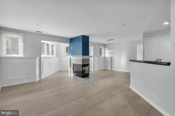 $2,400 | 4986 Dorsey Hall Drive, Unit C1, Ellicott City, MD 21042