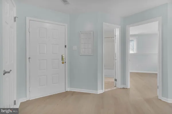 $2,400 | 4986 Dorsey Hall Drive, Unit C1, Ellicott City, MD 21042