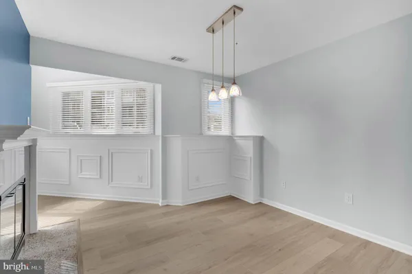 $2,400 | 4986 Dorsey Hall Drive, Unit C1, Ellicott City, MD 21042