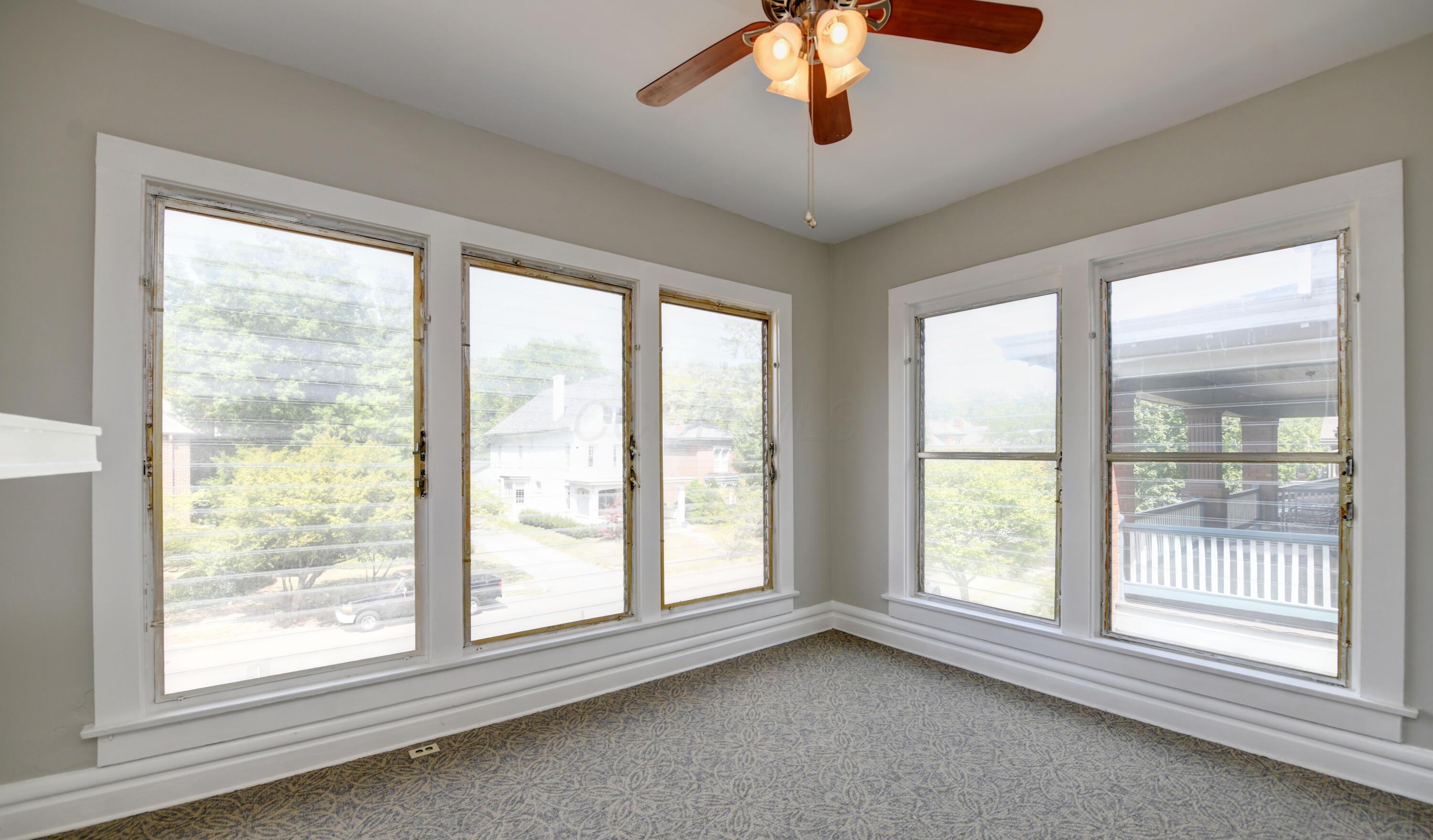 1427 1/2 Bryden Road Columbus, OH 43205 - Photo 10 of 24 Sun Room (3)