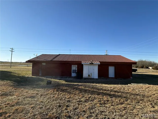 $212,000 | 12840 Highway 17, Plato, MO 65552