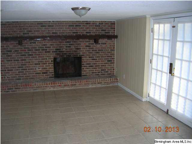 1117 Oak Hill Road Fairfield, AL 35064 - Photo 8 of 12