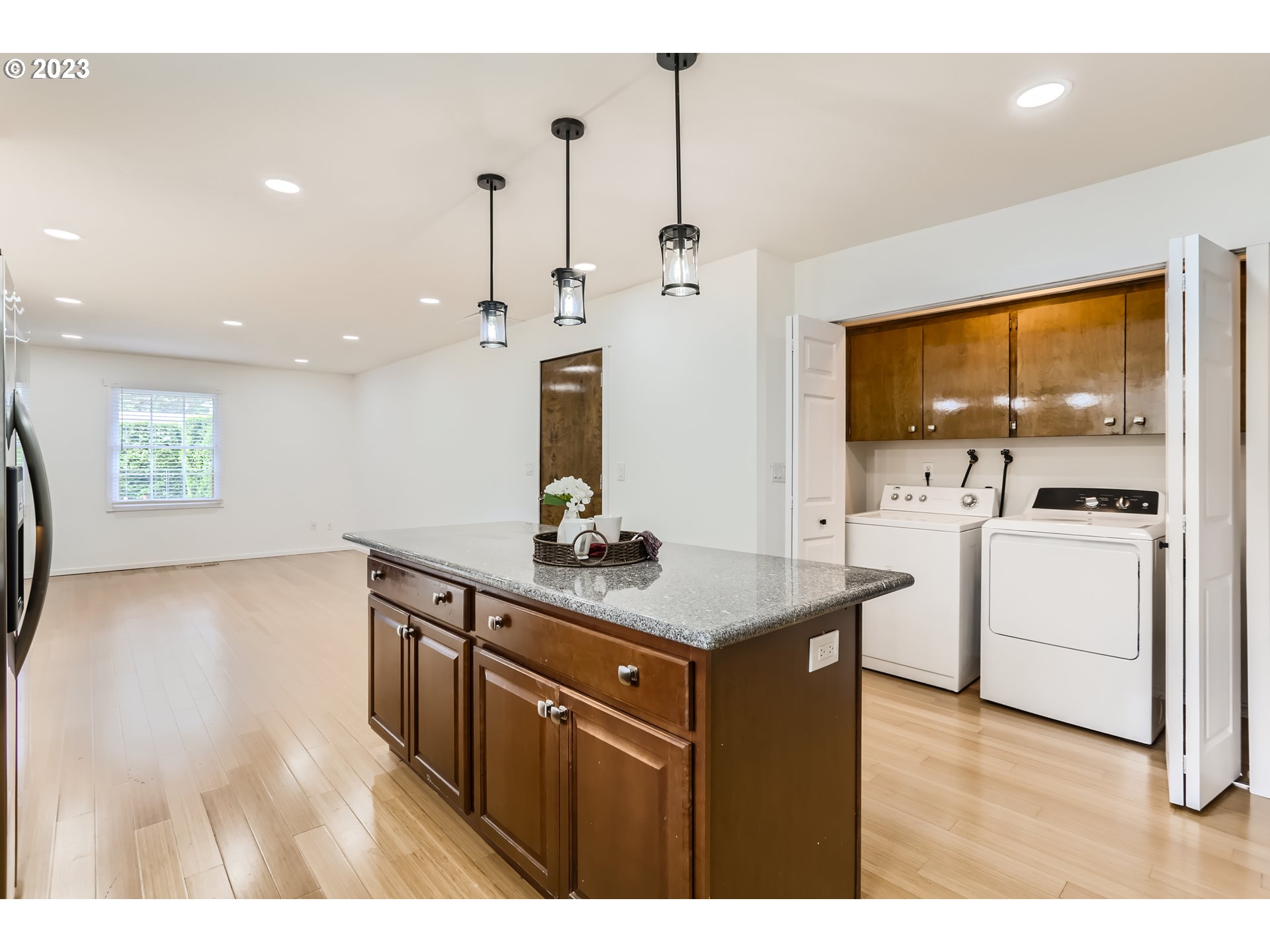 11930 Northwest McDaniel Road Portland, OR 97229 - Photo 12 of 32 Gallery Image 12