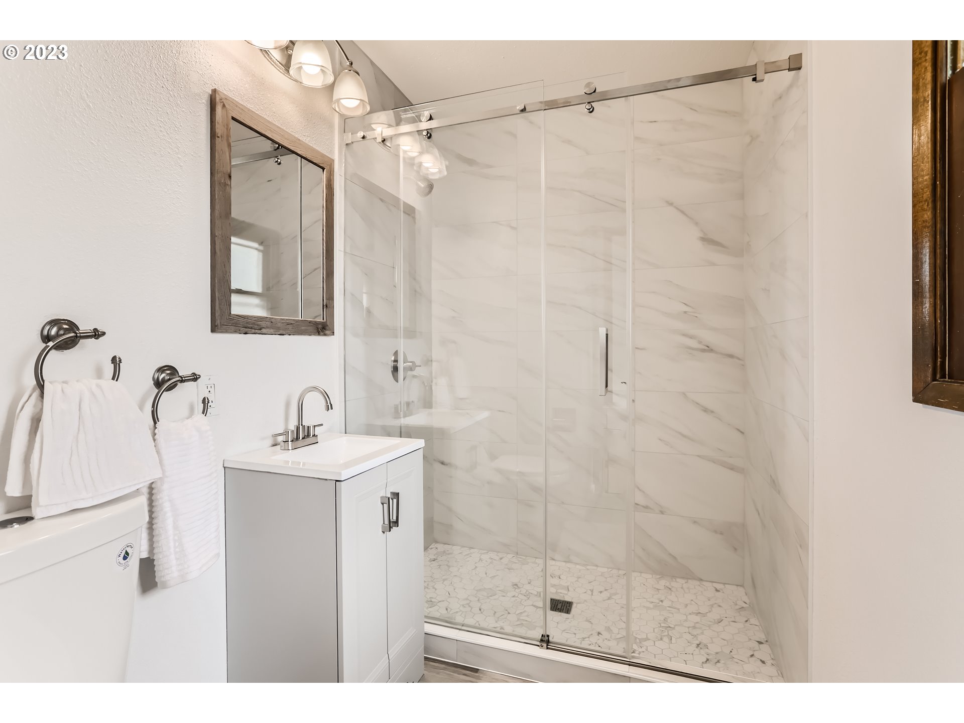11930 Northwest McDaniel Road Portland, OR 97229 - Photo 21 of 32 Gallery Image 21