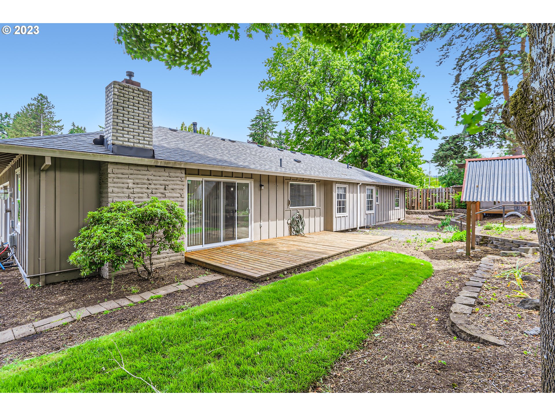 11930 Northwest McDaniel Road Portland, OR 97229 - Photo 27 of 32 Gallery Image 27