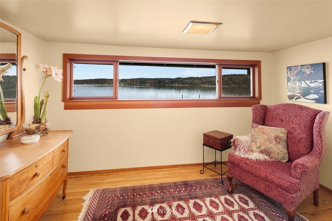 26328 Pillsbury Road Southwest Vashon, WA 98070 - Photo 13 of 24 Gallery Image 13