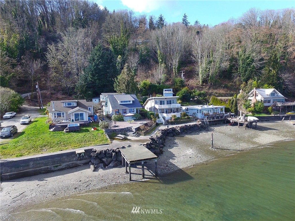 26328 Pillsbury Road Southwest Vashon, WA 98070 - Photo 23 of 24 Gallery Image 23