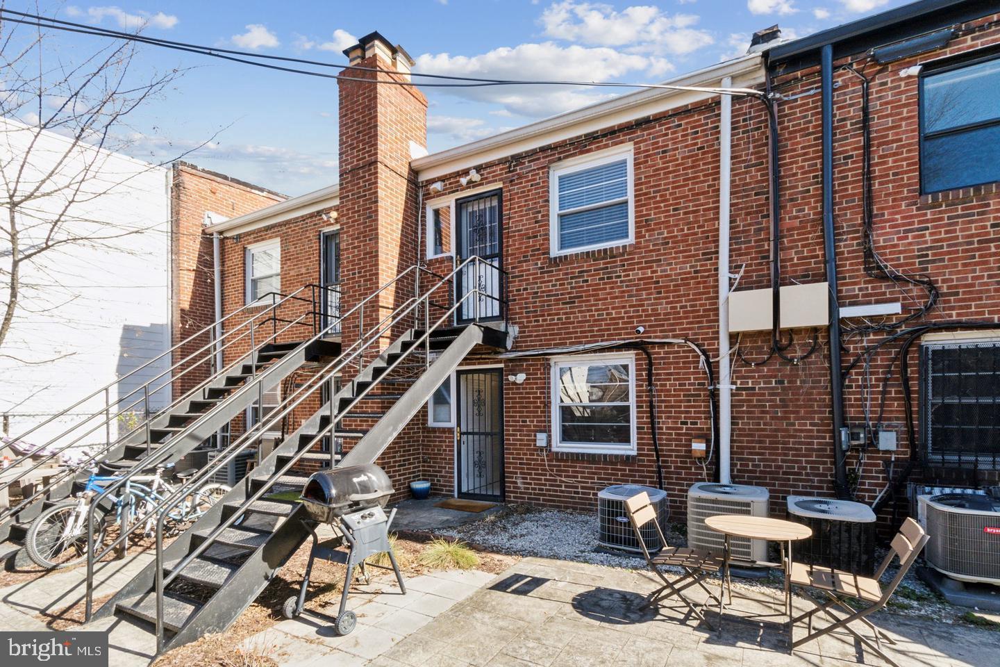 123 17th Street Southeast, Unit 2 Washington, DC 20003 - Photo 17 of 20 a front view of a house with outdoor space