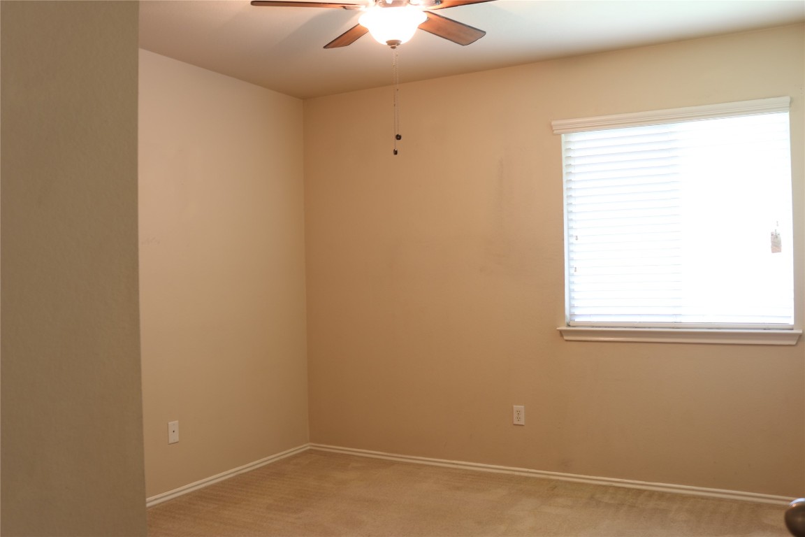 2855 Shadowpoint Cove Round Rock, TX 78665 - Photo 14 of 20