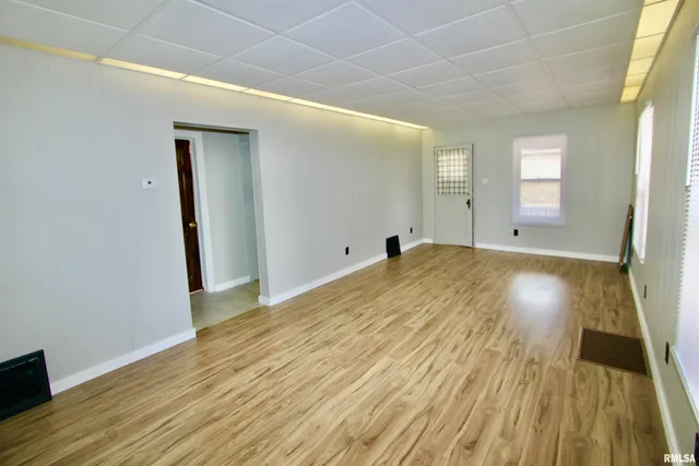 $92,900 | 2318 North Flora Avenue, Peoria, IL 61604