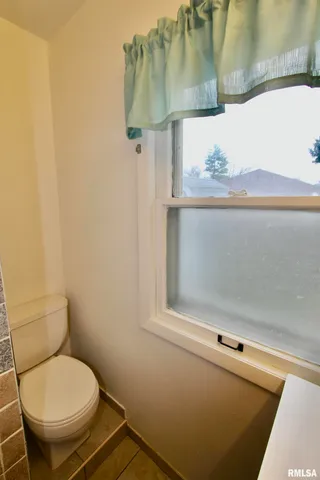 $92,900 | 2318 North Flora Avenue, Peoria, IL 61604