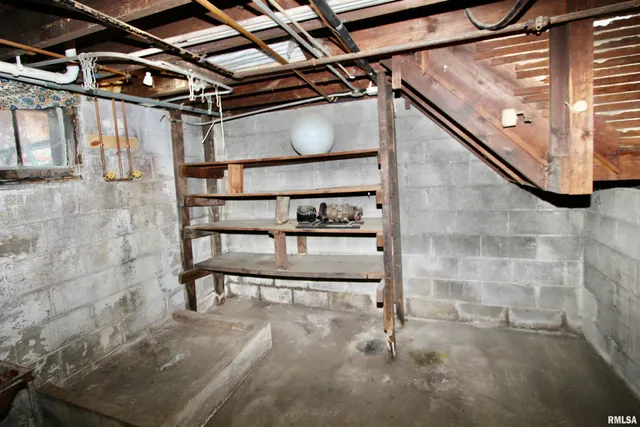 $92,900 | 2318 North Flora Avenue, Peoria, IL 61604