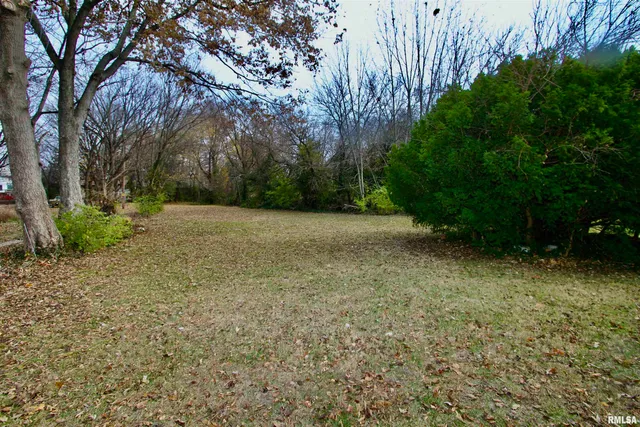 $92,900 | 2318 North Flora Avenue, Peoria, IL 61604