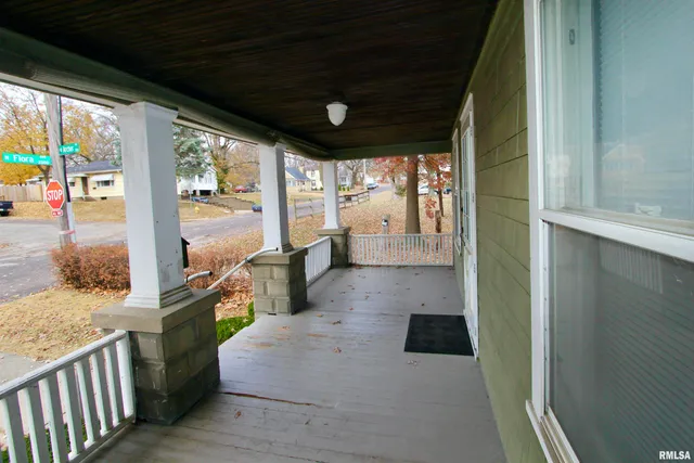 $92,900 | 2318 North Flora Avenue, Peoria, IL 61604