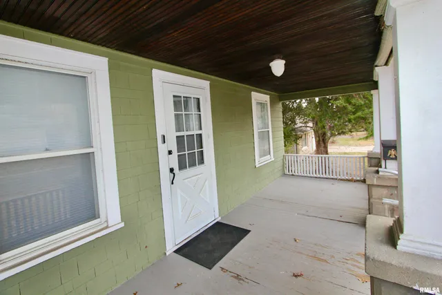 $92,900 | 2318 North Flora Avenue, Peoria, IL 61604