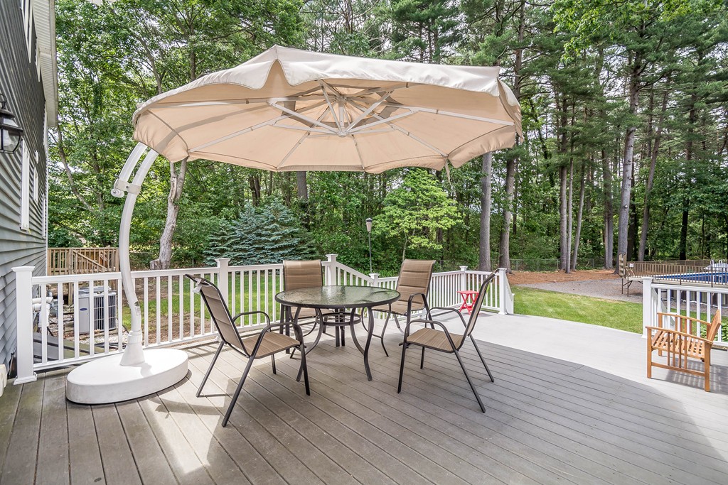 13 Albion Road Billerica, MA 01821 - Photo 3 of 30