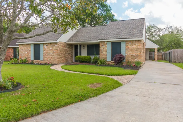 $1,600 | 101 Lazy Creek Drive, Lafayette, LA 70506