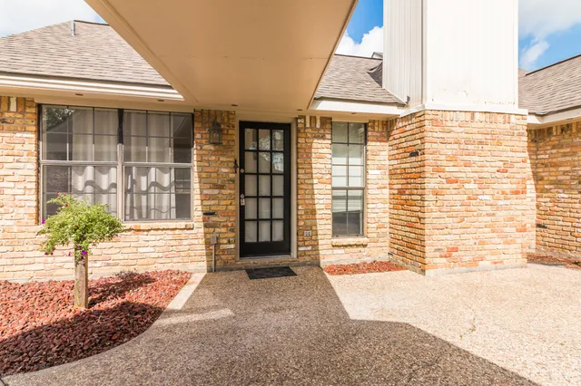 $1,600 | 101 Lazy Creek Drive, Lafayette, LA 70506