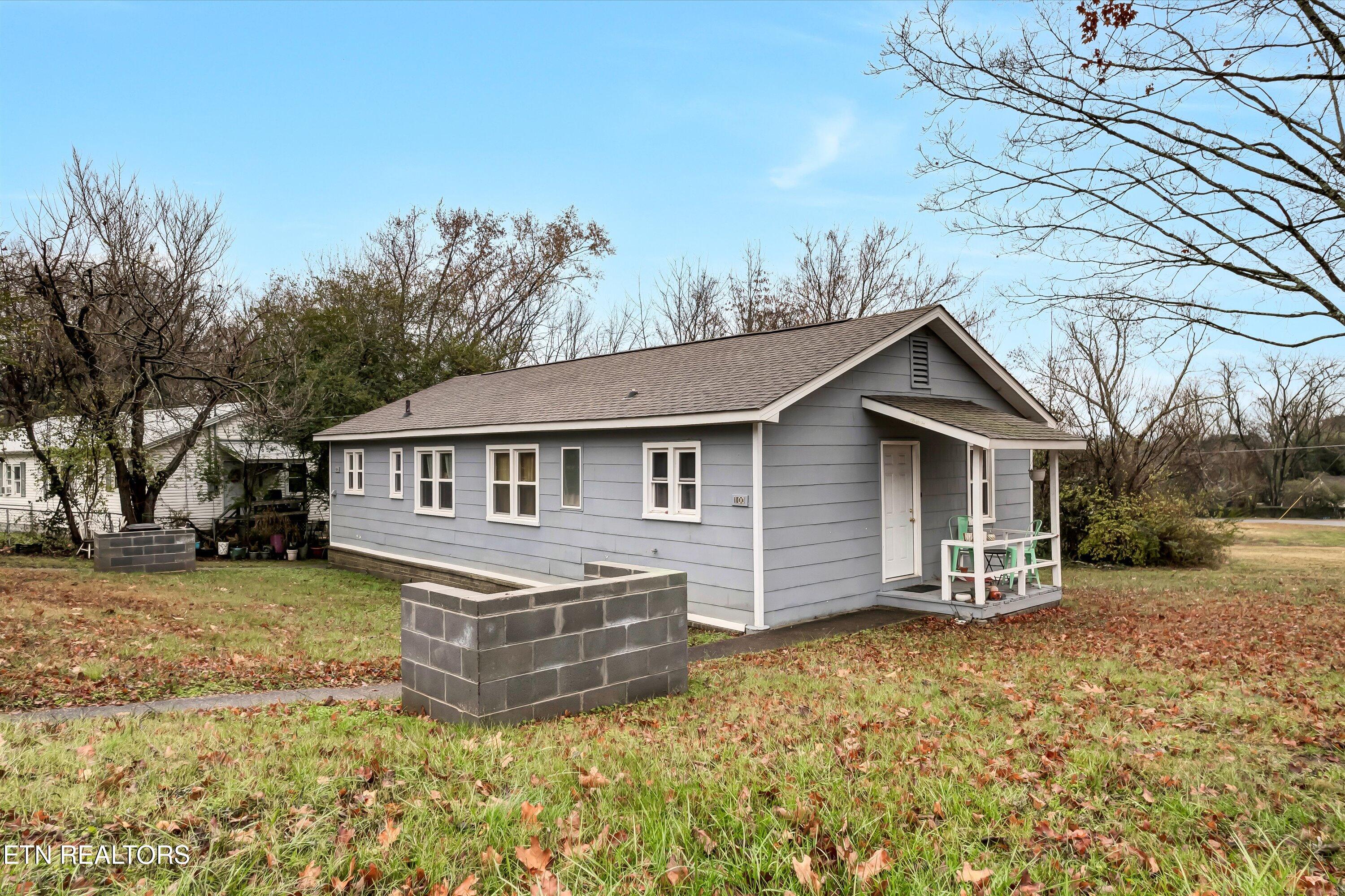 100-102 Howard Lane Oak Ridge, TN 37830 - Photo 3 of 25 03-100-102 Howard Ln-3