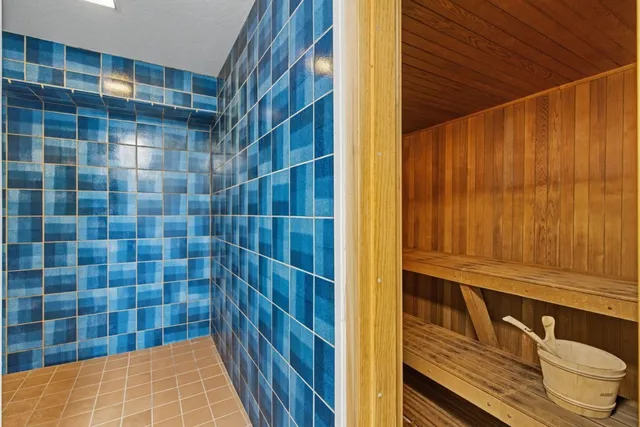 a view of a bathroom