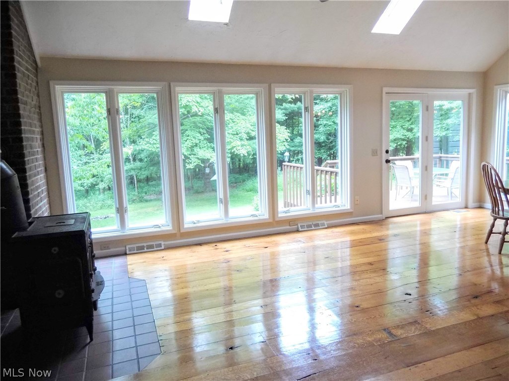 9275 Mentor Road Chardon, OH 44024 - Photo 10 of 30