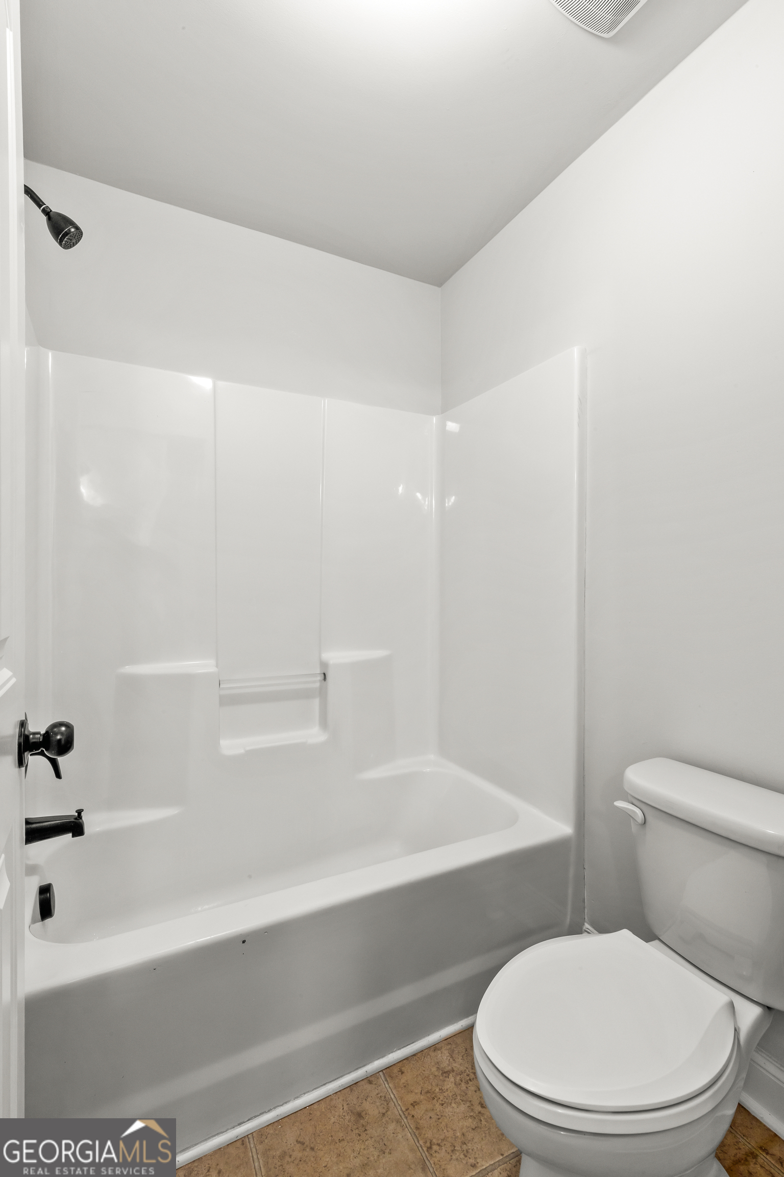 3297 Alhambra Circle Hampton, GA 30228 - Photo 31 of 53