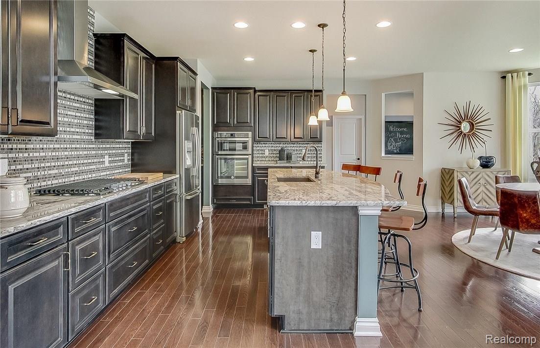 1082 Prescott Drive Rochester, MI 48309 - Photo 12 of 25 Woodland Park - MI - Castleton - 1920x1240 (6).jpg