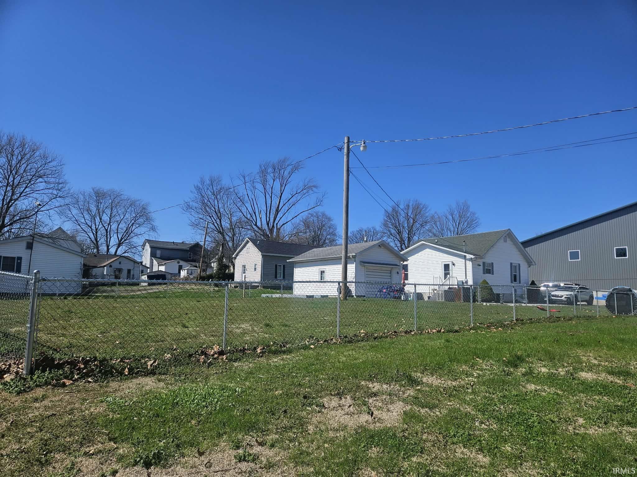 709 Graham Street Washington, IN 47501 - Photo 6 of 7