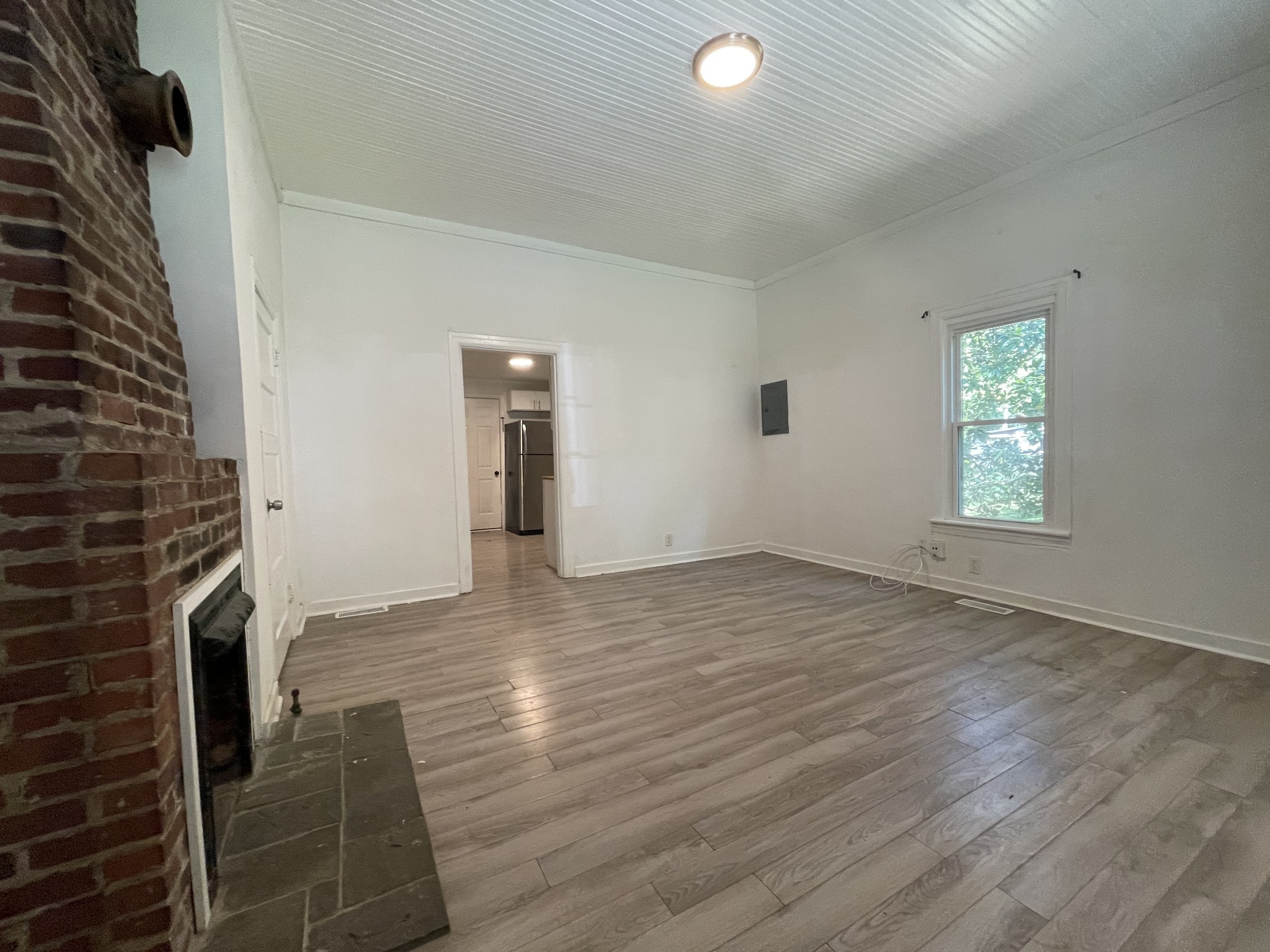 311 Wilson Street Springfield, TN 37172 - Photo 4 of 19 Gallery Image 4