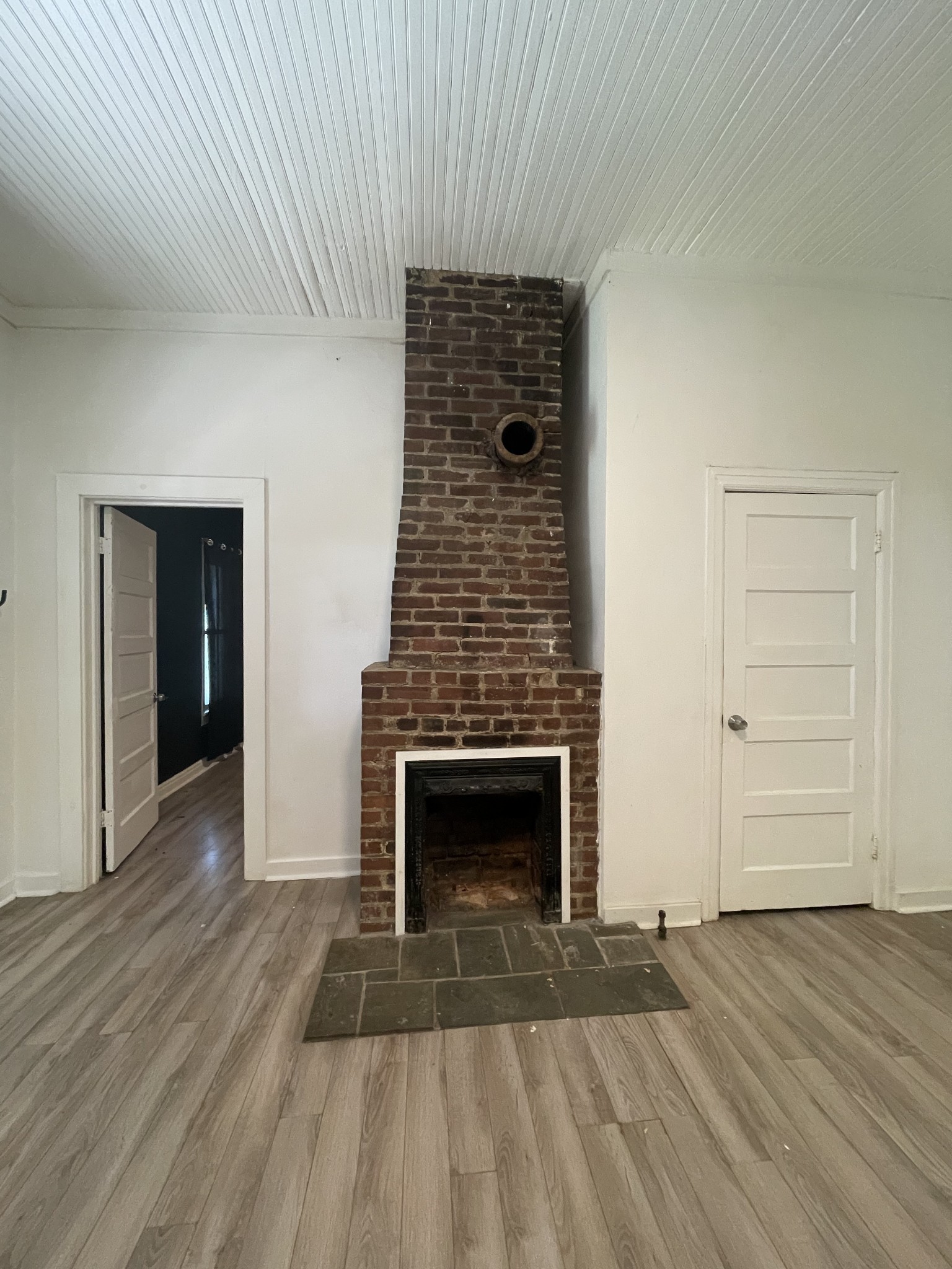 311 Wilson Street Springfield, TN 37172 - Photo 5 of 19 Gallery Image 5