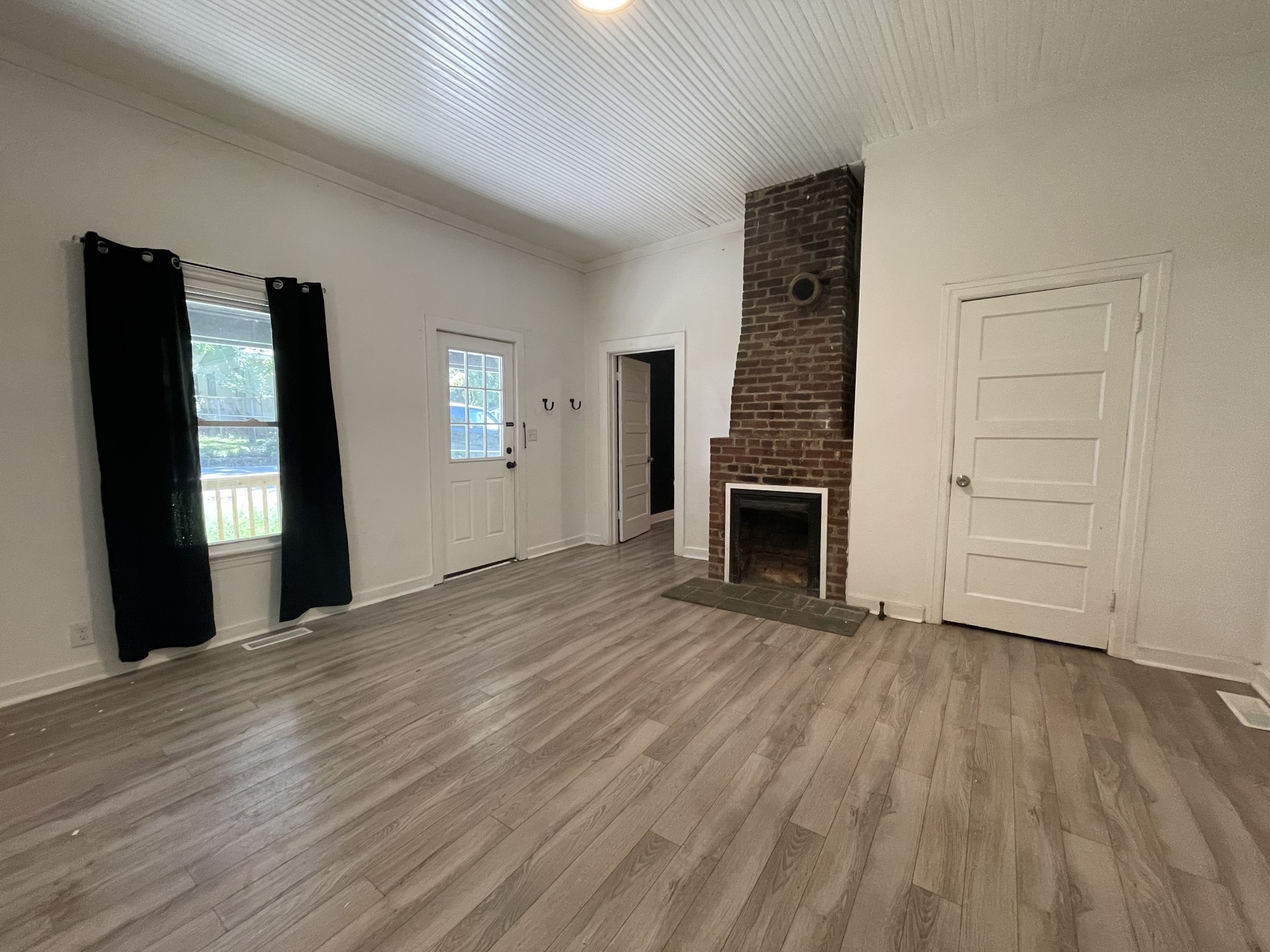 311 Wilson Street Springfield, TN 37172 - Photo 6 of 19 Gallery Image 6