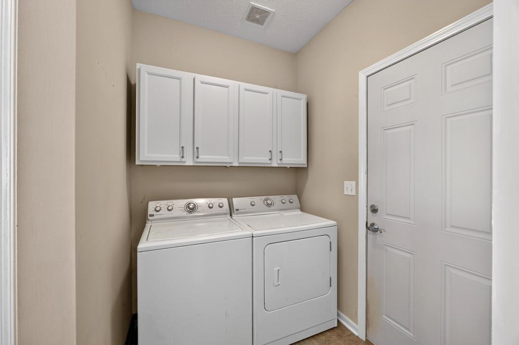 4306 Ivy Avenue Southeast Rochester, MN 55904 - Photo 20 of 27 Gallery Image 20