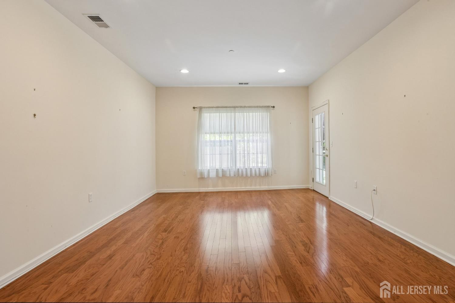 540 Cranbury Road, Unit 115 East Brunswick, NJ 08816 - Photo 4 of 31