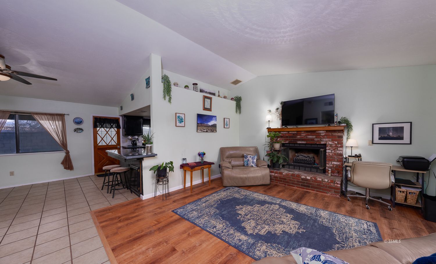 305 Dewalt Avenue Ridgecrest, CA 93555 - Photo 7 of 44