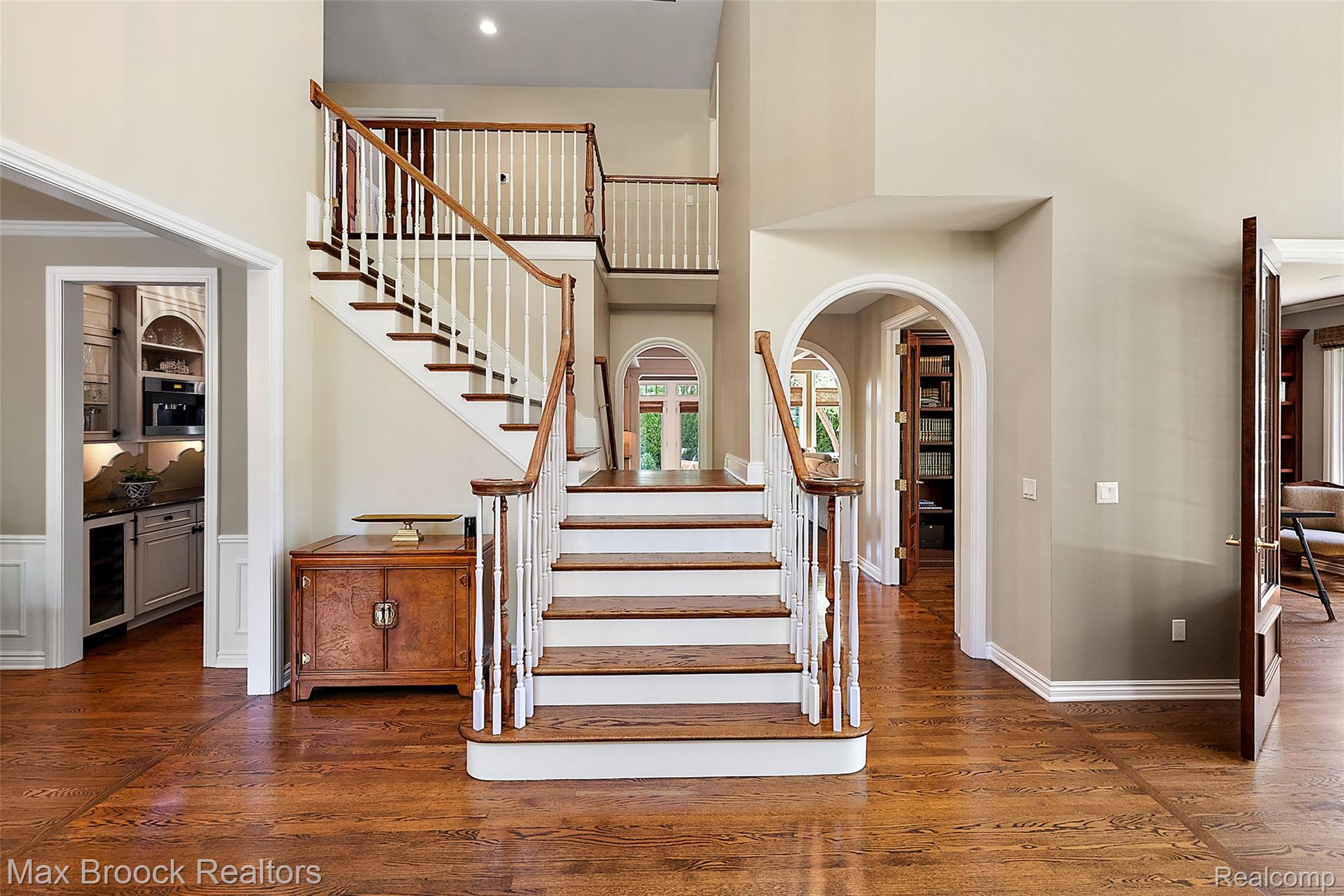 4975 Crestone Way Rochester, MI 48306 - Photo 2 of 47 4975 Crestone-27.jpg