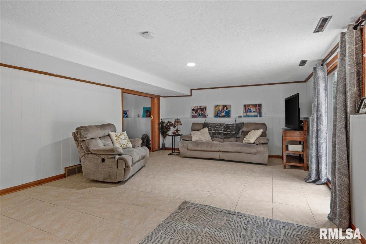 816 Independence Ridge Springfield, IL 62702 - Photo 27 of 45 Gallery Image 27