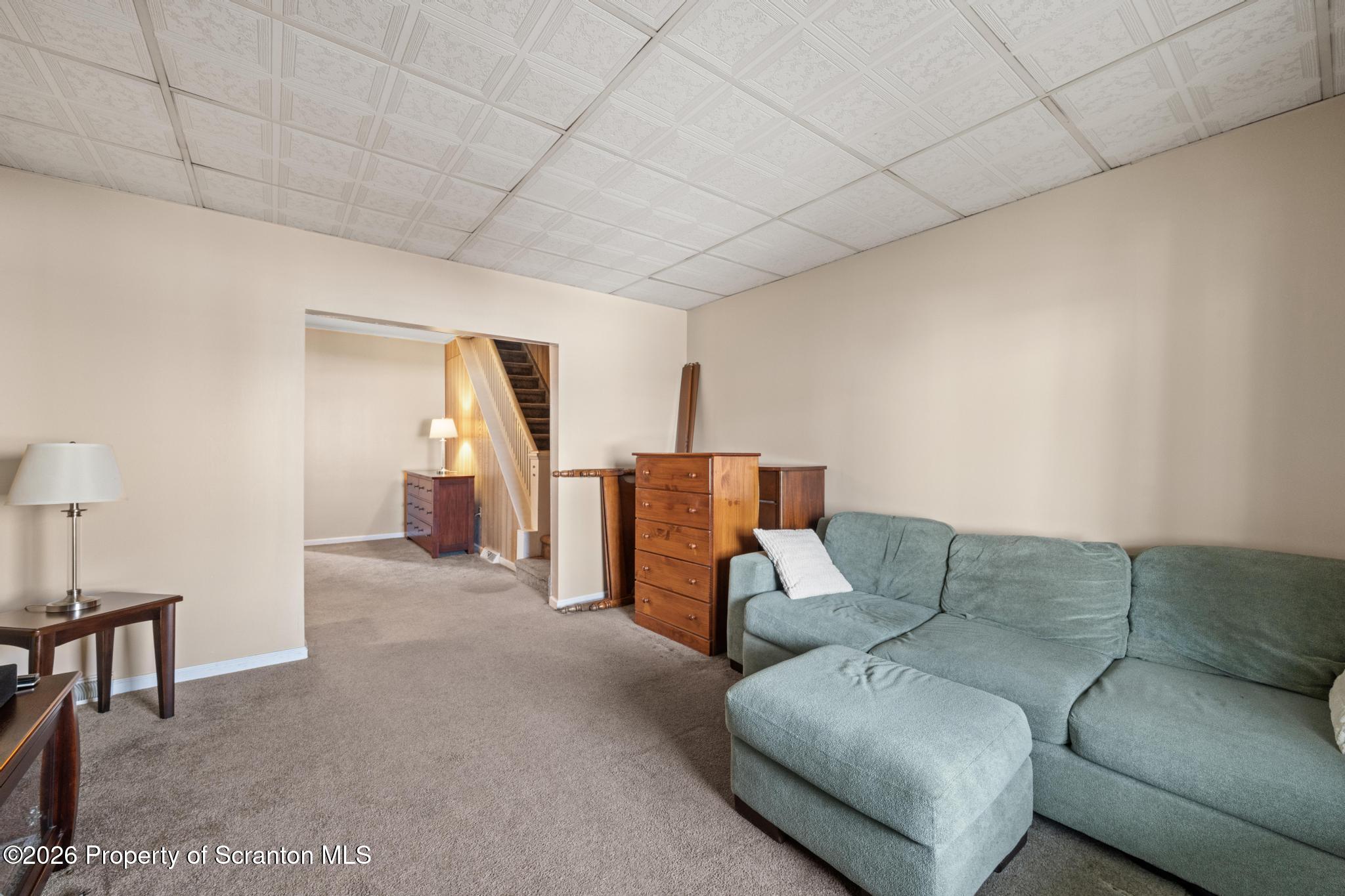 321 Ferdinand Street Scranton, PA 18508 - Photo 7 of 22 DSC_4177