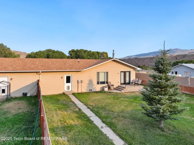 $375,000 | 100 Taylor Creek Road, Dubois, WY 82513